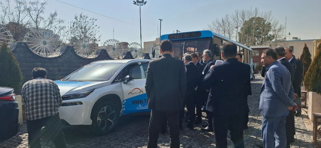 رونمایی خودرو